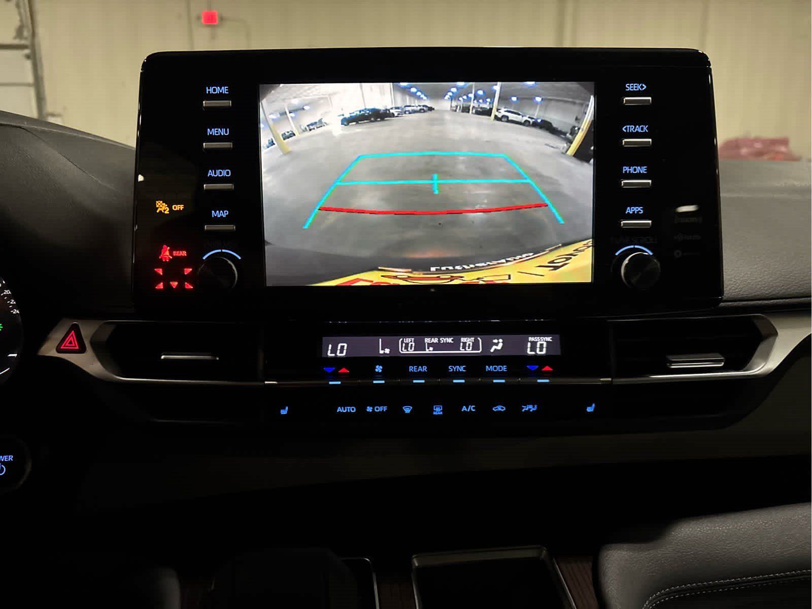 Certified 2021 Toyota Sienna XLE AWD/4WD image 10