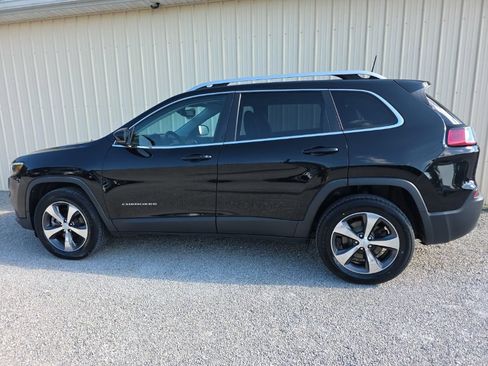 Used 2019 Jeep Cherokee Limited AWD/4WD image 8
