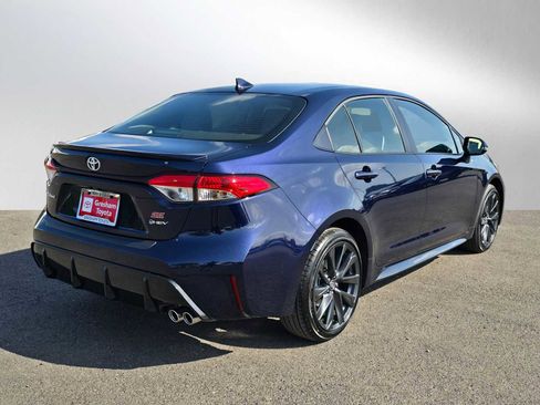 Certified 2026 Toyota Corolla SE w/ SE Premium Package FWD image 3