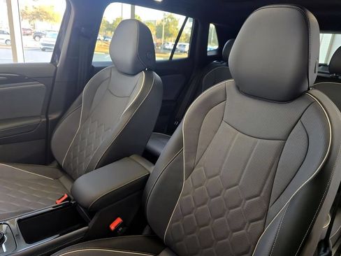 New 2026 Volkswagen Tiguan SEL R-Line AWD/4WD image 24