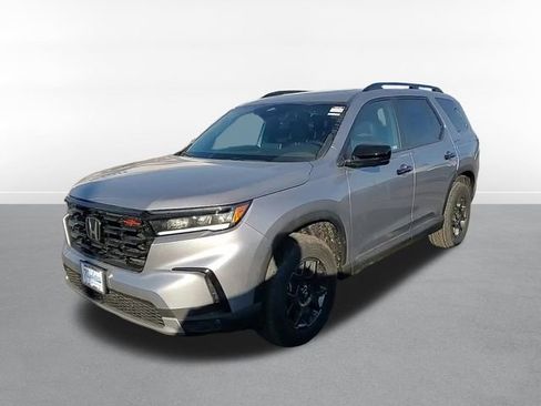 New 2025 Honda Pilot TrailSport image 20