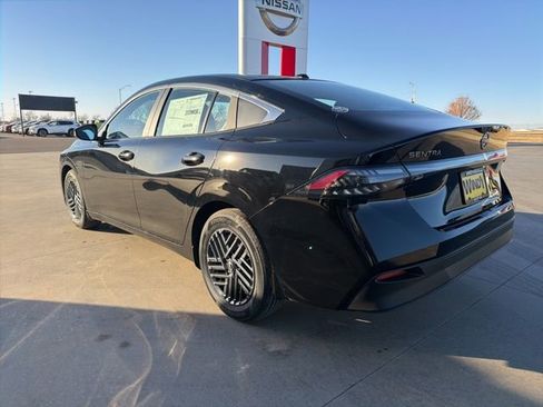 Used 2026 Nissan Sentra SV w/ Floor Mat Package image 5