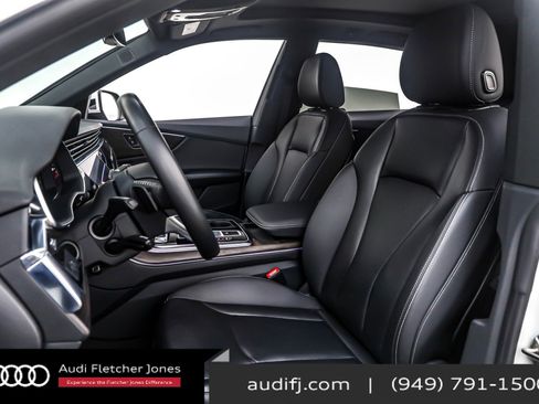 Used 2019 Audi Q8 Premium Plus w/ Premium Plus image 16