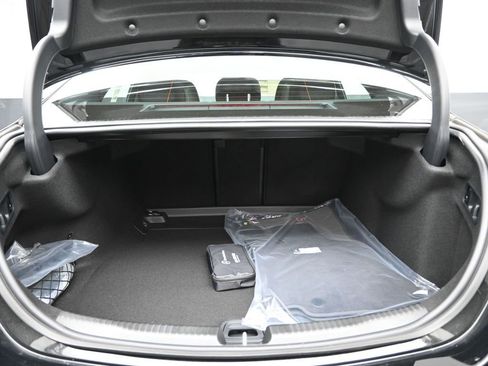 New 2025 Mercedes-Benz C 300 4MATIC Sedan image 25