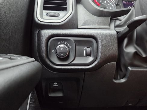 New 2026 RAM 1500 Express RWD image 38