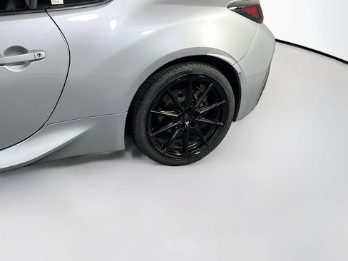 Used 2024 Toyota GR86 Premium image 29