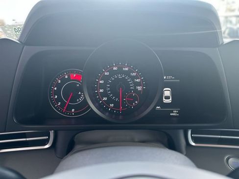 Used 2023 Hyundai Elantra SEL w/ Cargo Package FWD image 16