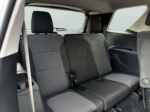 Used 2020 Chevrolet Traverse LT image 49