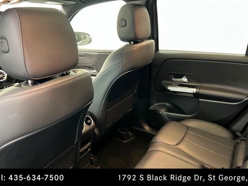 Certified 2022 Mercedes-Benz GLB 250 4MATIC w/ Premium Package Lite image 19