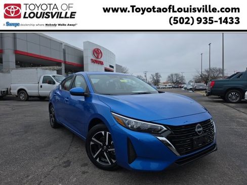 Used 2024 Nissan Sentra SV image 1