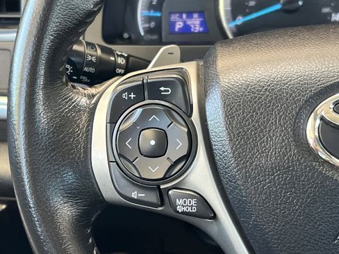 Used 2014 Toyota Camry SE FWD image 23