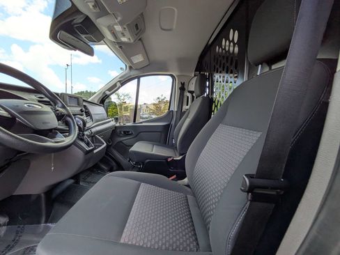 Used 2025 Ford Transit 250 Low Roof w/ Exterior Upgrade Package RWD image 19
