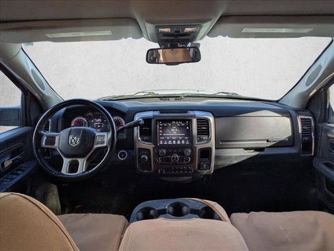 Used 2017 RAM 3500 Laramie image 12