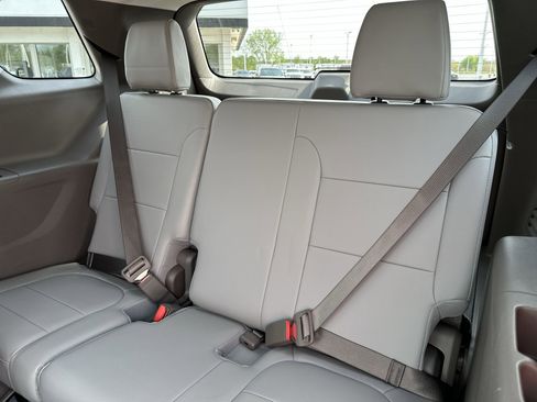 Used 2020 Chevrolet Traverse Premier AWD/4WD image 23