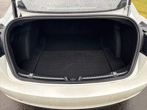 Used 2022 Tesla Model 3 Performance image 8