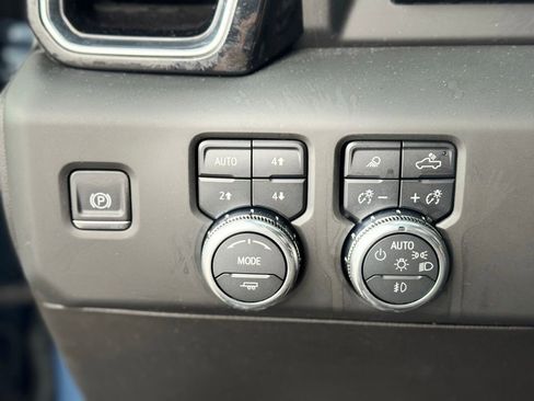 Used 2025 GMC Sierra 1500 Denali Ultimate image 20