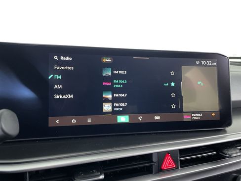 Used 2024 Kia Sorento S image 15