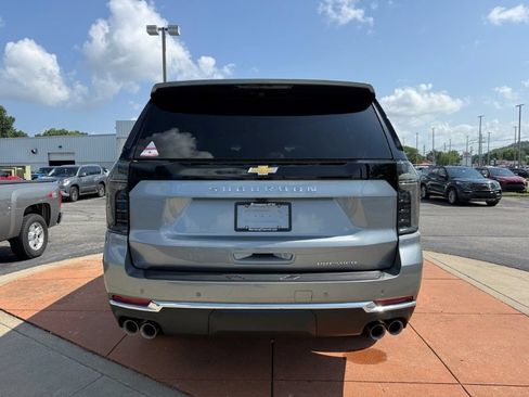 New 2026 Chevrolet Suburban Premier w/ Sun And Tow Package AWD/4WD image 5