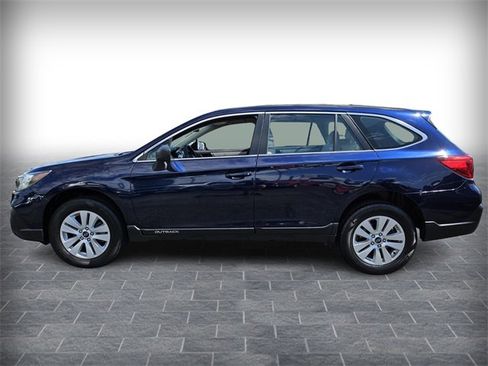 Used 2018 Subaru Outback 2.5i image 4
