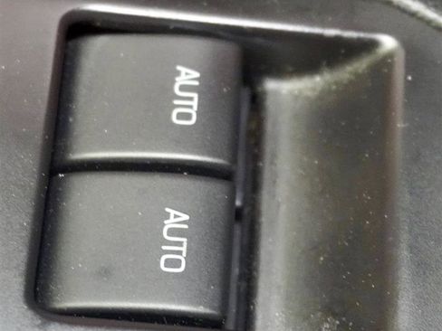 Used 2010 Ford Mustang GT image 29