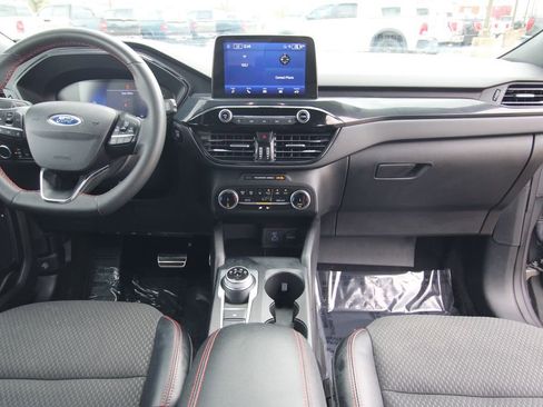 Used 2023 Ford Escape ST-Line image 40