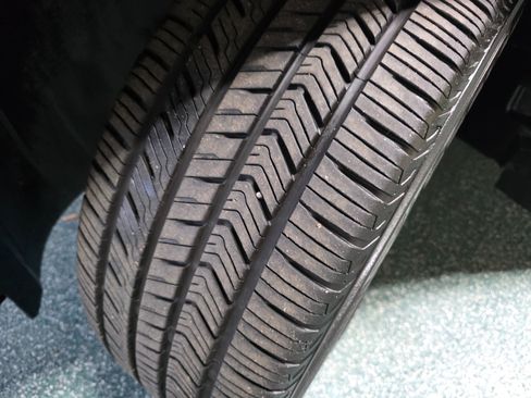 Used 2017 Mercedes-Benz GLE 350 4MATIC image 13