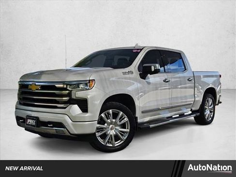 Used 2024 Chevrolet Silverado 1500 High Country w/ High Country Premium Package AWD/4WD image 1