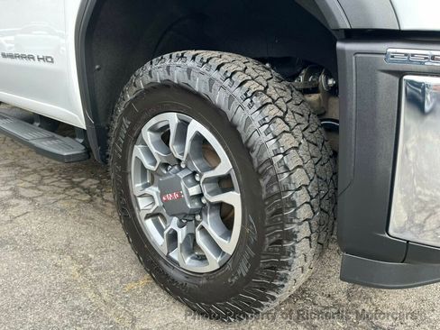 Used 2024 GMC Sierra 2500 SLE w/ SLE Value Package; image 13