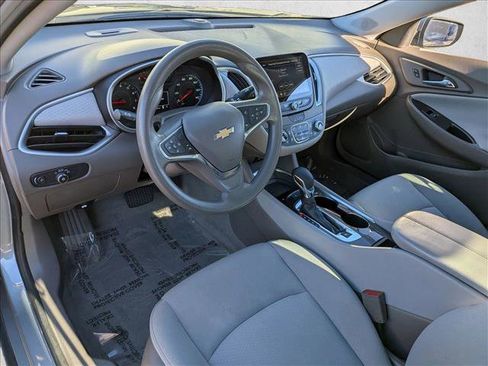 Used 2024 Chevrolet Malibu LT image 9