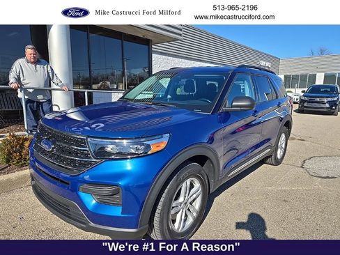 Used 2021 Ford Explorer XLT image 1