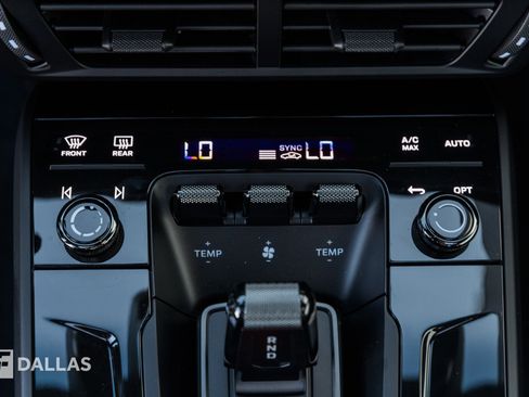 Used 2025 Porsche 911 Carrera 4 GTS image 33