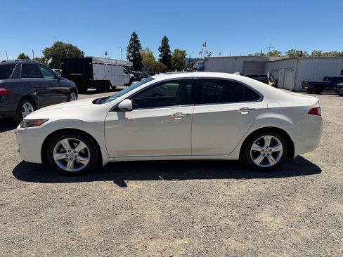 Used 2010 Acura TSX Sedan FWD image 2