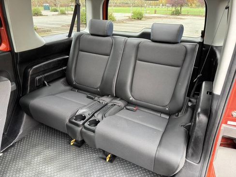 Used 2004 Honda Element EX image 23
