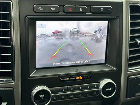 Used 2020 Ford Expedition XLT w/ Equipment Group 202A image 20