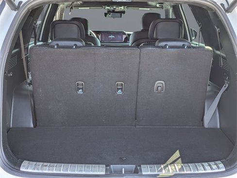 Used 2024 Hyundai Palisade Calligraphy image 12