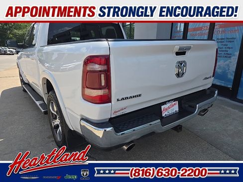 Used 2019 RAM 1500 Laramie AWD/4WD image 9