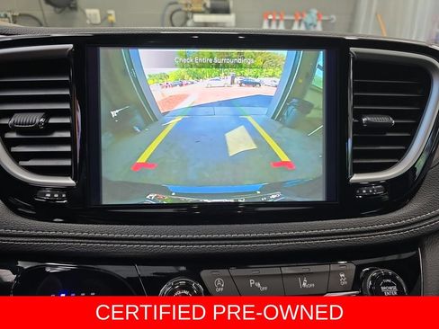 Used 2026 Chrysler Pacifica Select AWD/4WD image 25
