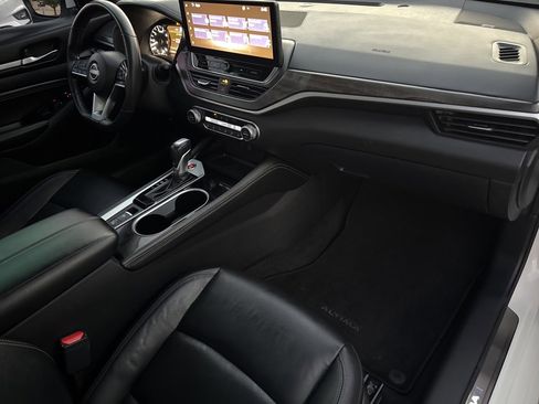 Used 2023 Nissan Altima 2.5 SL image 54