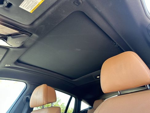 Used 2021 BMW X6 sDrive40i w/ M Sport Package image 26