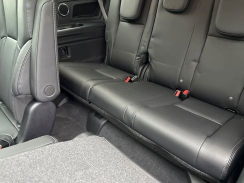 New 2026 Subaru Ascent Limited image 14