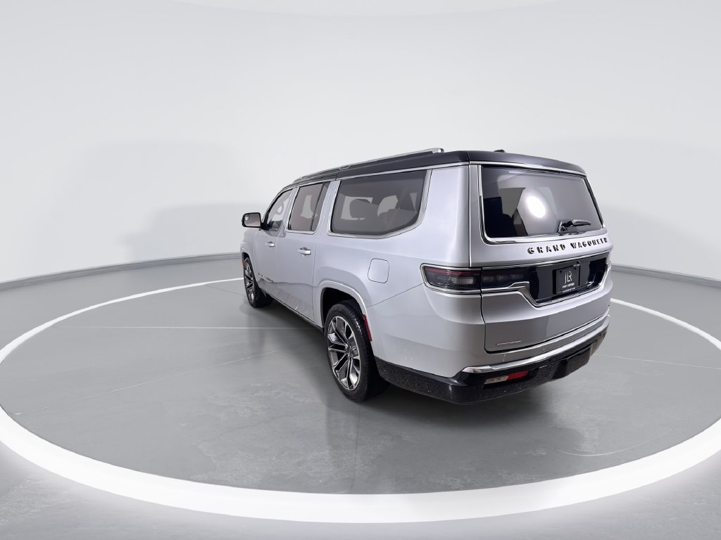 Used 2023 Jeep Grand Wagoneer L Series III w/ Rear Seat Video Group 1 AWD/4WD image 6