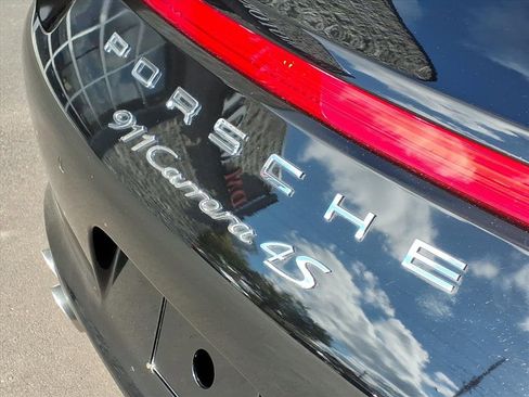 Used 2015 Porsche 911 Carrera S image 13