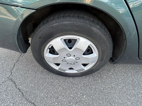 Used 2005 Toyota Camry LE FWD image 28