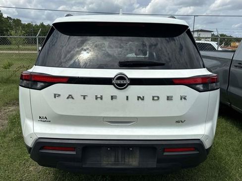 Used 2023 Nissan Pathfinder SV FWD image 15