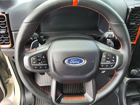 Used 2025 Ford Ranger Raptor AWD/4WD image 16