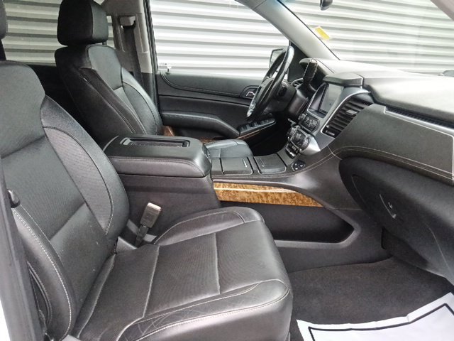 Used 2020 Chevrolet Suburban Premier RWD image 38