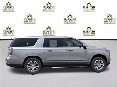 New 2026 Chevrolet Suburban LT w/ Comfort Package AWD/4WD image 5