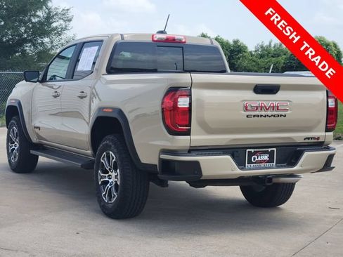 Used 2024 GMC Canyon AT4 w/ Technology Package AWD/4WD image 5