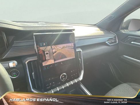 Certified 2025 GMC Acadia Elevation image 21