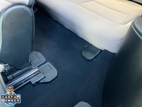 Used 2021 Ford Explorer 2WD image 33